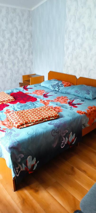 Zolotaya buhta 10 Hotel Pizunda Bagian luar foto